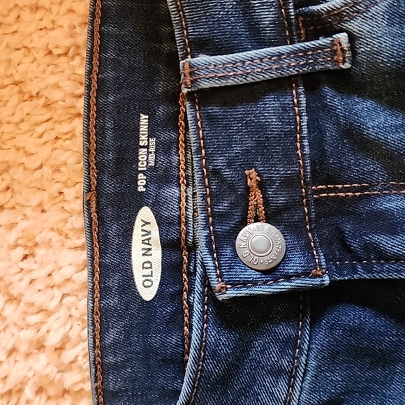 Old Navy Jeans - Picture 7 of 7